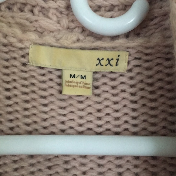 Tie front sweater - Picture 2 of 7